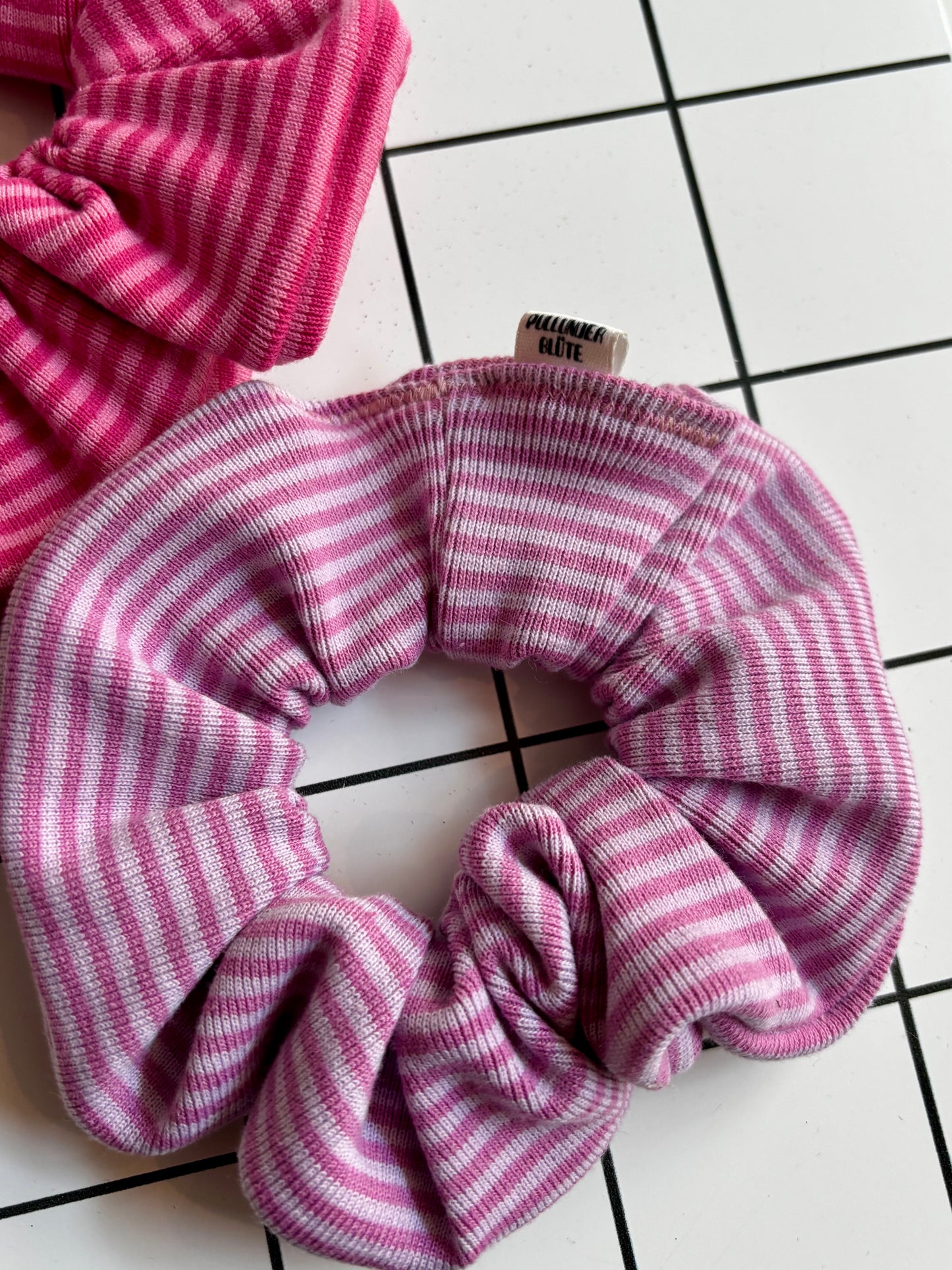 Scrunchie Pilea - ROSA