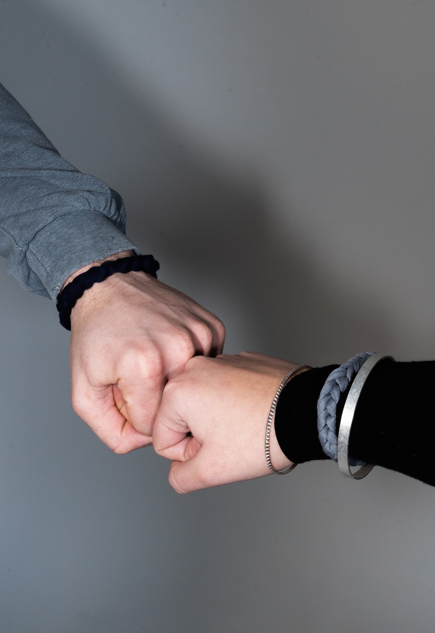 chunky bracelet- dark blue -by Pullunderblüte