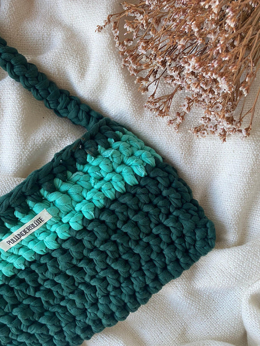 tshirt yarn handbag, crossbody bag, purse, handmade crochet item