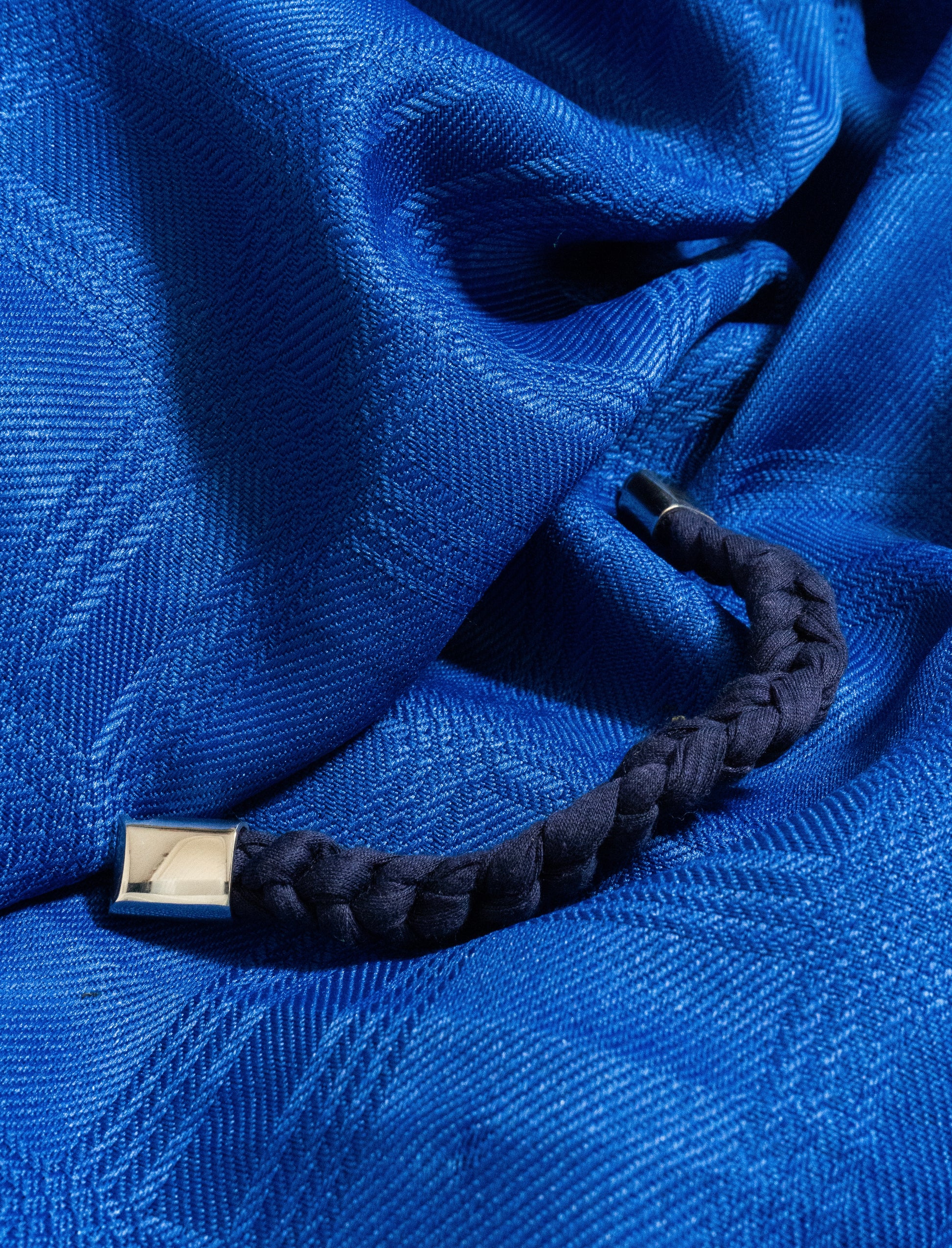 chunky bracelet- dark blue -by Pullunderblüte