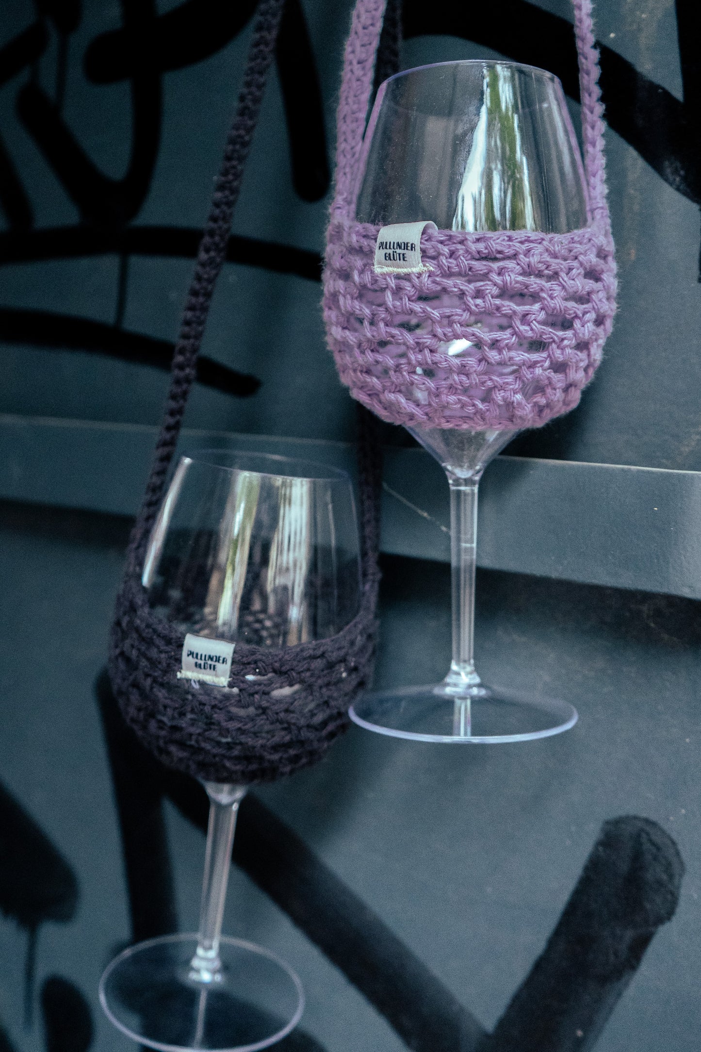 WEINGLASHALTER VITIS - schwarz