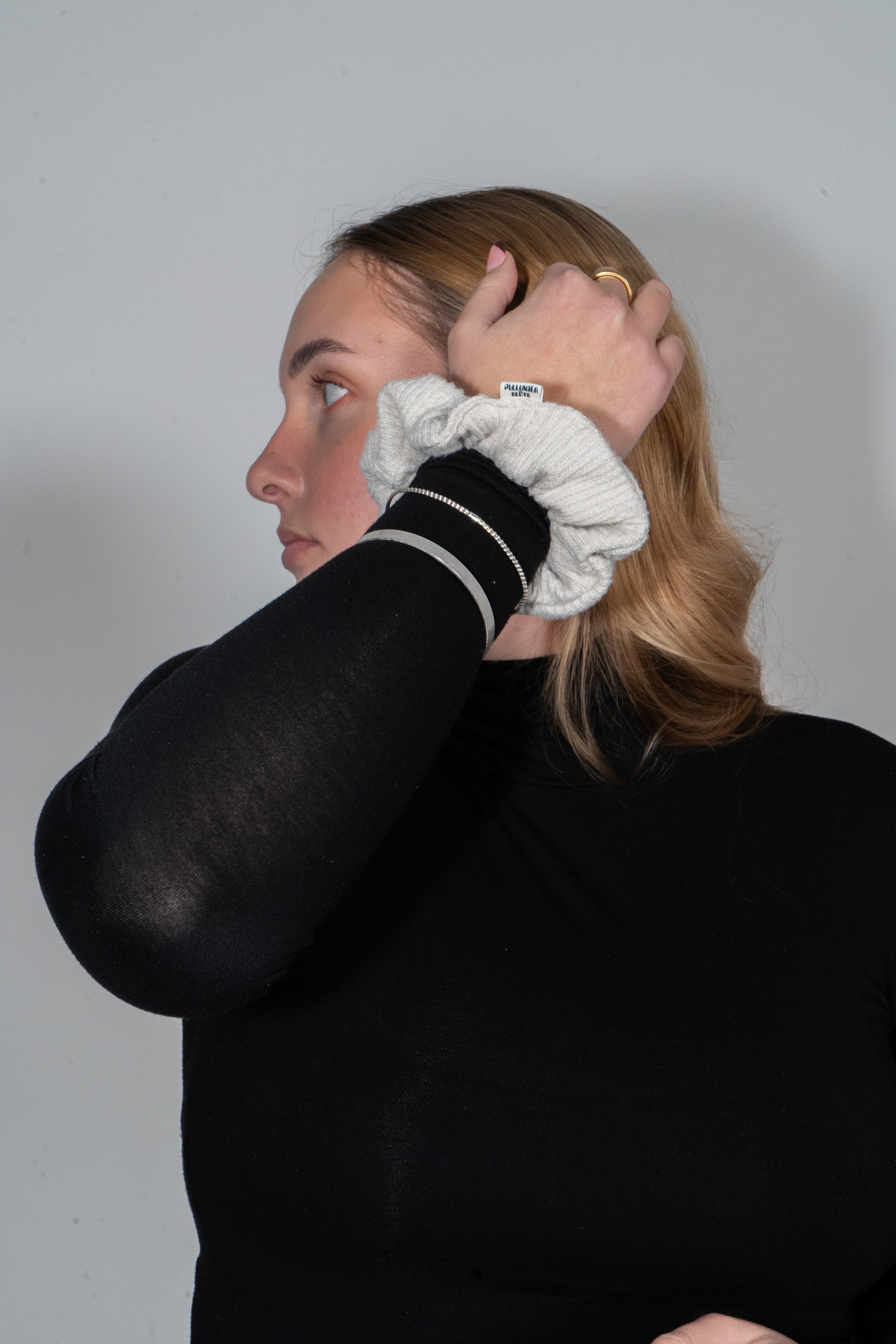 Scrunchie Pilea - Beiger Jersey -by Pullunderblüte