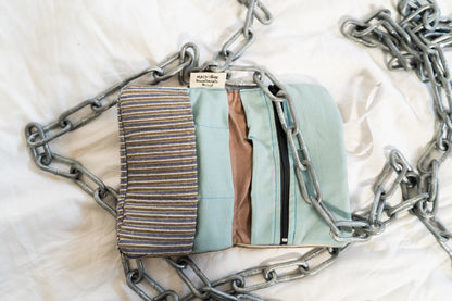 Tabaktasche Ajuga -by Pullunderblüte