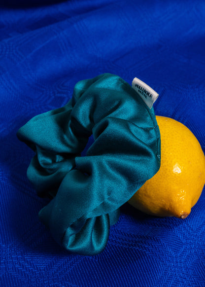 Scrunchie Pilea - Petrol Satin -by Pullunderblüte
