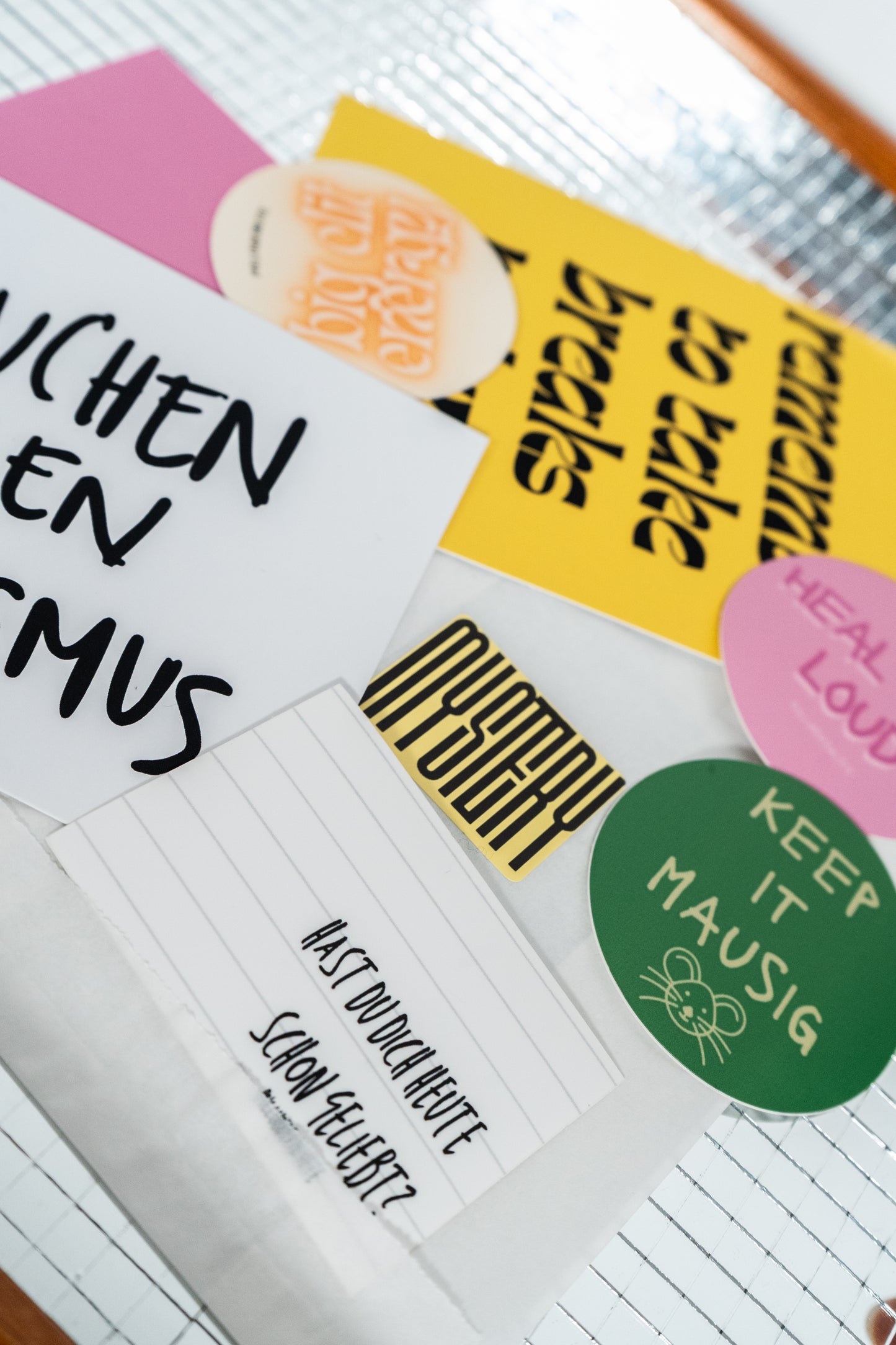 BUNTE TÜTE / mystery