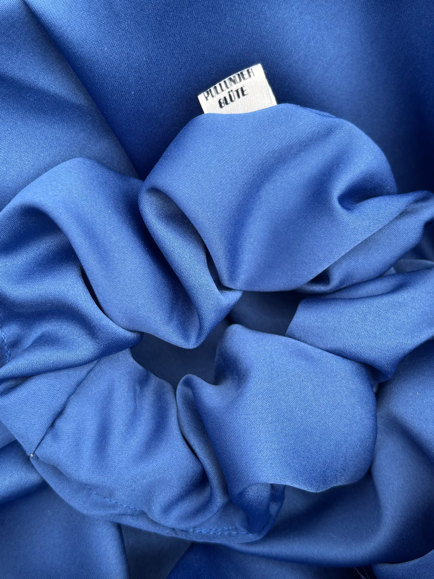 Scrunchie Pilea - SATIN BLAU
